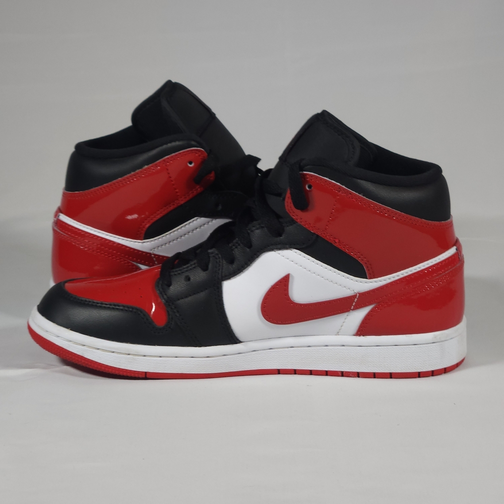 🚫SOLD🚫Jordan 1 Mid Patent Bred Size 8.5W/7M - Picture 4 of 6